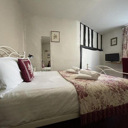 White Hart Hotel Wiveliscombe Oda fotoğraf